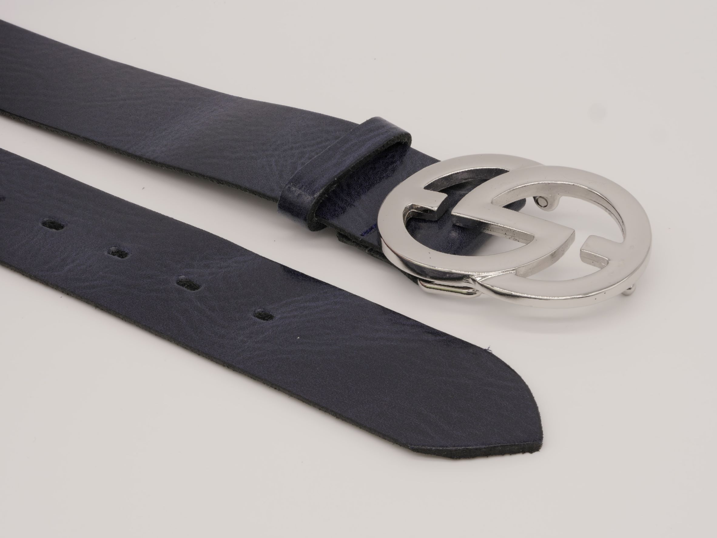 Klassischer Ledergürtel mit eleganter – Annamatoni Koppelschließe Accessoires